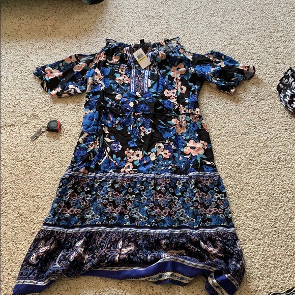 Never worn cold shoulder floral dress - Picture 1 of 2